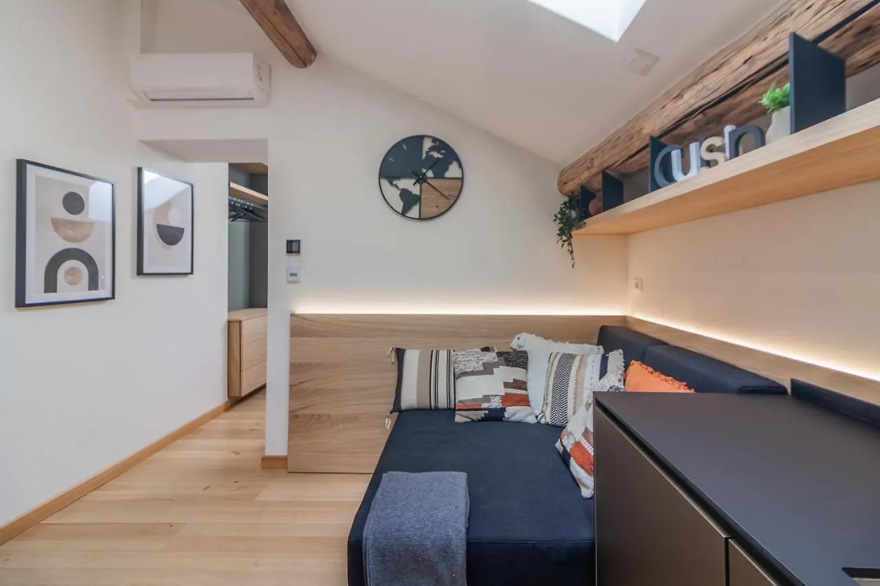 Casa Magenta Lägenhet Como